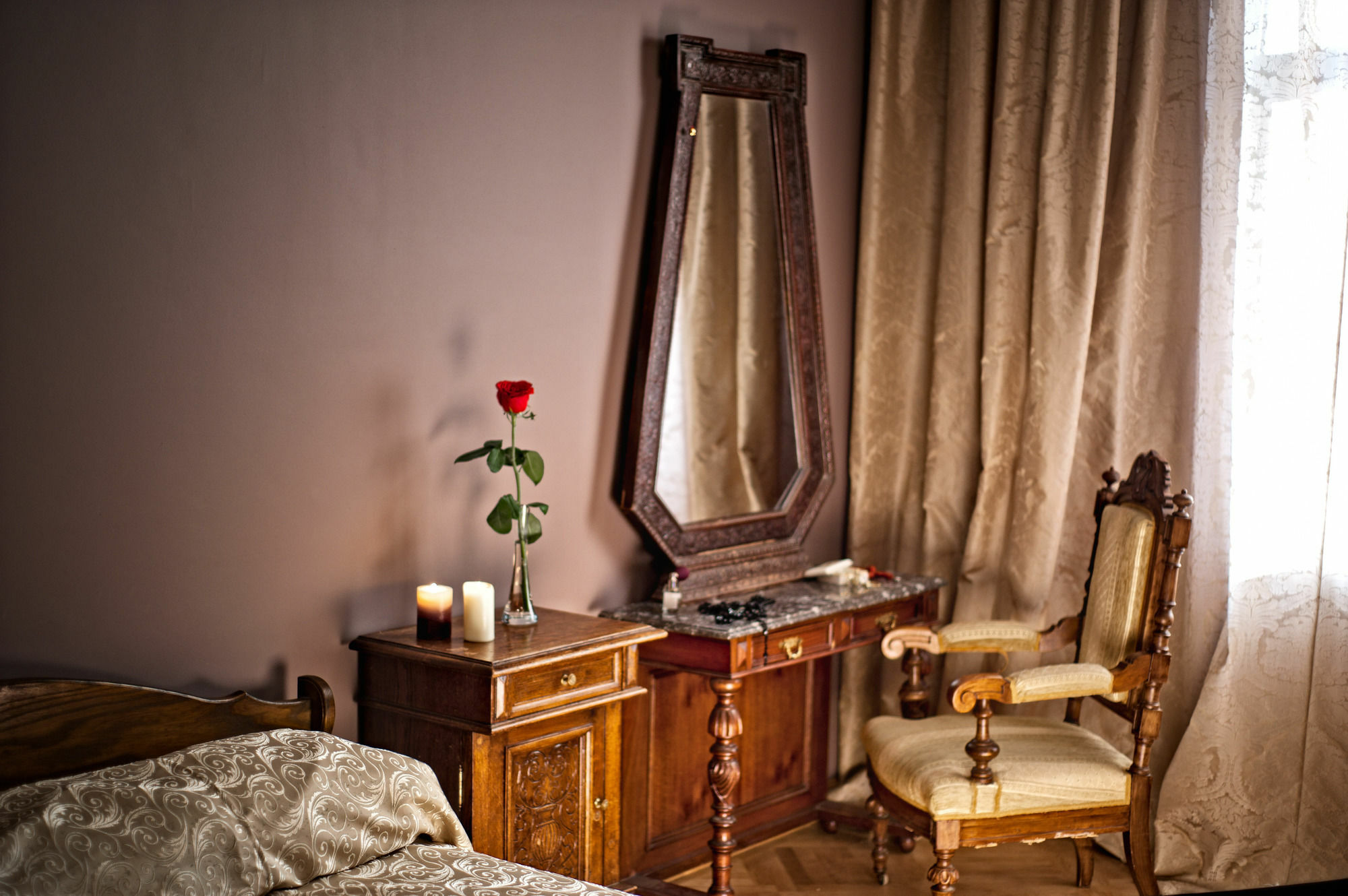 British Club Lviv Hotel Bagian luar foto